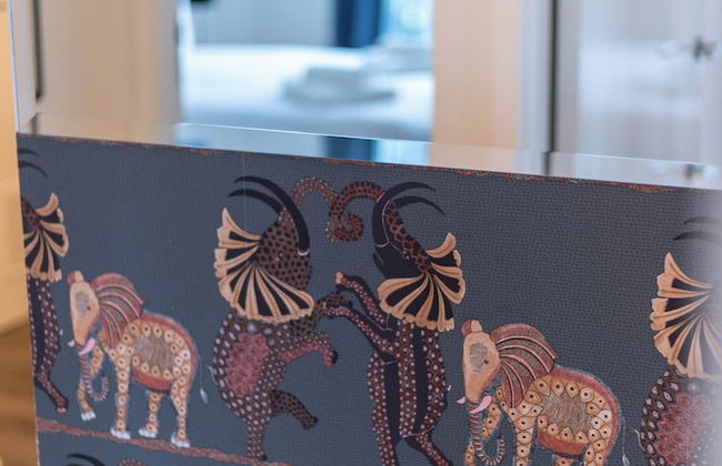 Chic & Stylish 2Bed in Heart of London - Photo 21