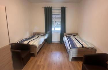 Leuna Apartment nahe Tor 1 - Foto 1