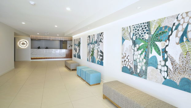 Coin salon dans le hall