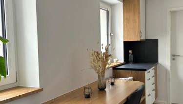 Moderne 2-Schlafzimmer Wohnung für 2-3 Personen - Optimal für Arbeit und Erholung - Foto 1