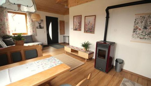 Idyllisches Häuschen im Grünen - Foto 3