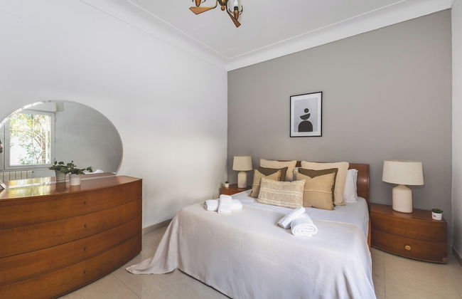 Charmant Appartement au Cœur d'Hydra - Photo 2