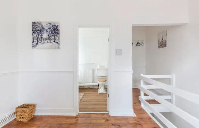 Cheerful Maisonette in the Heart of Orrell Park - Foto 14