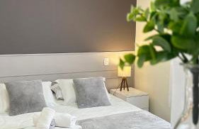 Belíssimo Apto com lareira e piscina aquecida! - Foto 6