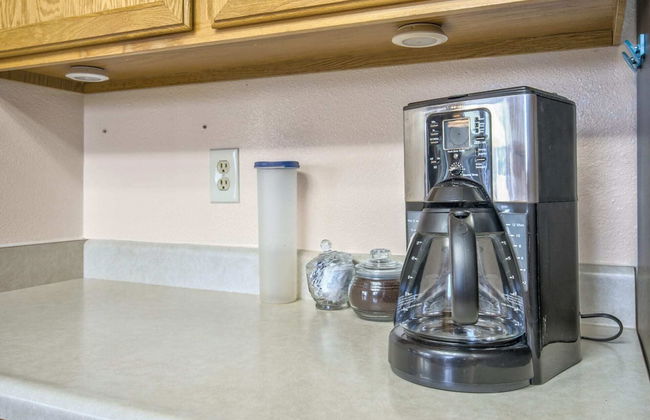 4BR Spacious & Comfortable Mid-term & Corporate Rental - Photo 35