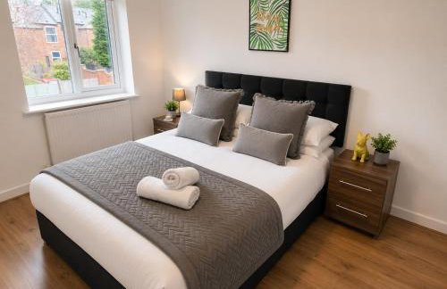 Convenient Manchester city centre 3BD with free parking - Photo 4