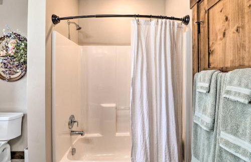 Cozy Columbia Falls Condo with Private Balcony! - Foto 20