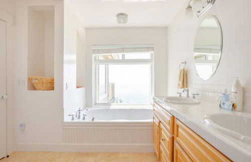 Serene Coastal Retreat Clark's Cove - Foto 19