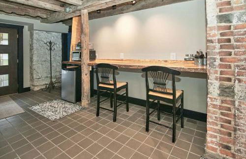 Craftsman Hideaway at the 1841 Farmhouse - Foto 13