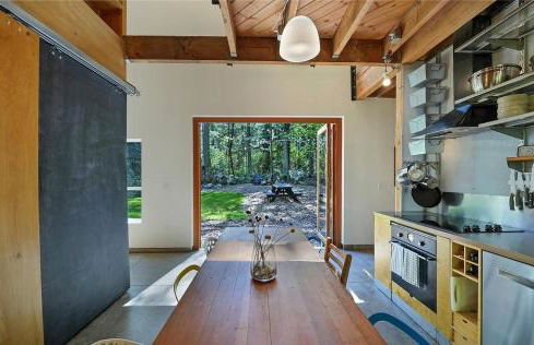 Guemes Island Road Modern Home - Foto 66