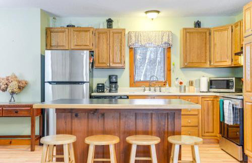 7 Mi to Mt Snow Resort Family Home with Fire Pit! - Foto 8