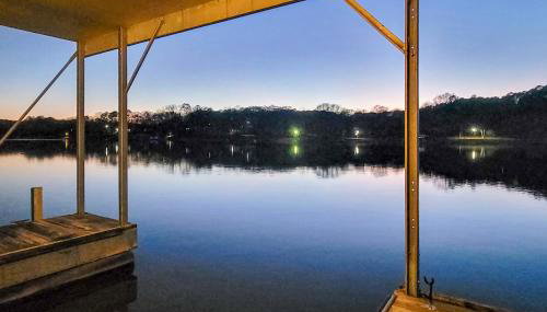 Private Dock and Game Room! Lake Hartwell Retreat - Foto 2