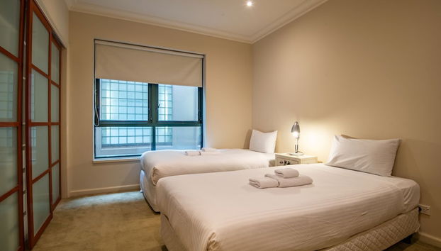 Elegant 4B 2B Unit in Melbourne CBD w/ Parking! - Foto 5, Habitación