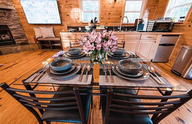 Sunset Chalet-amazing Views Private hot tub - Photo 6