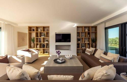 Faro Luxury Home with Heated Pool and Garden - Foto 7