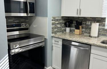 Spacious 1-Bedroom near Downtown Fort Myers - Foto 5