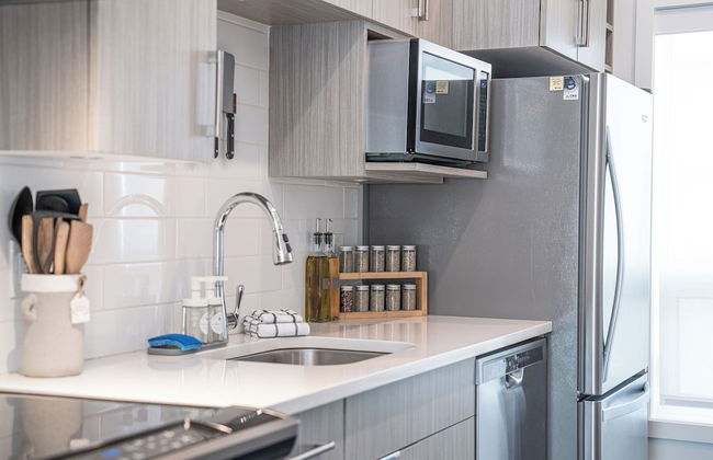 Peak Paradise by Revelstoke Vacations - Photo 9