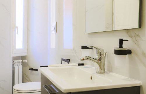 Tiburtina FLAM guest house - Foto 24