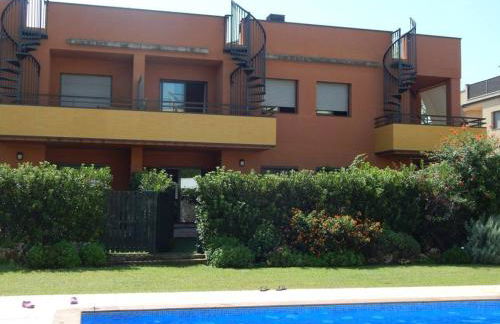 Masia Blanca - Coma-ruga - Foto 1