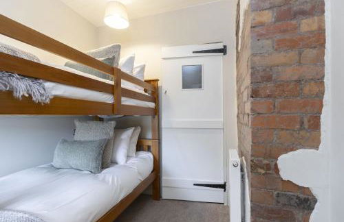 Charming 3-Bed Cottage by the River Usk - Foto 30