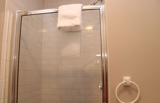 Maverick Suites at 402 Columbus Ave - Foto 56