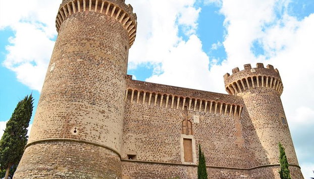 Lo mejor de la visita guiada de Tivoli con Old Town, D'Este, Gregoriana y Adriano Villas - Foto 2, Castillo de Tivoli