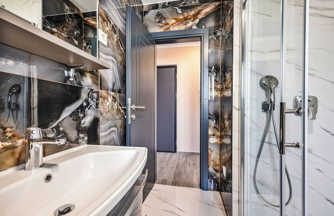 Sauna & Jacuzzi Apartment Rossa - Photo 10