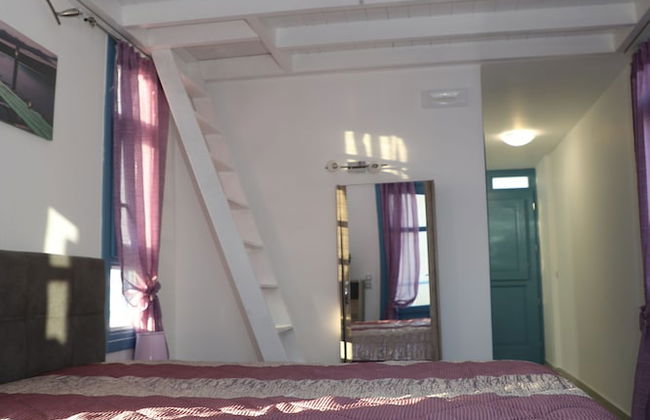 Captain Lazaros Villas - Photo 3