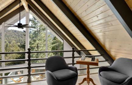 The Matterhorn Manor by Avantstay Harry Potter Inspired A-frame Home w/ Hot Tub & Views - Foto 35