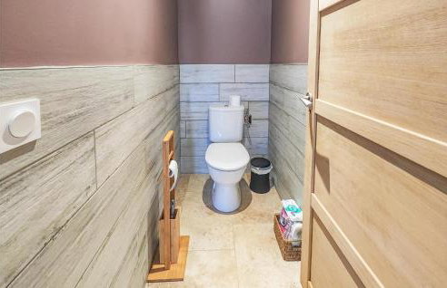 Nice Home In Saint-Jean-De-Minervoi With Wifi - Foto 24