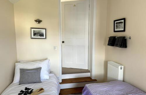 Gulls, charming seaside cottage, centrally located - Photo 27