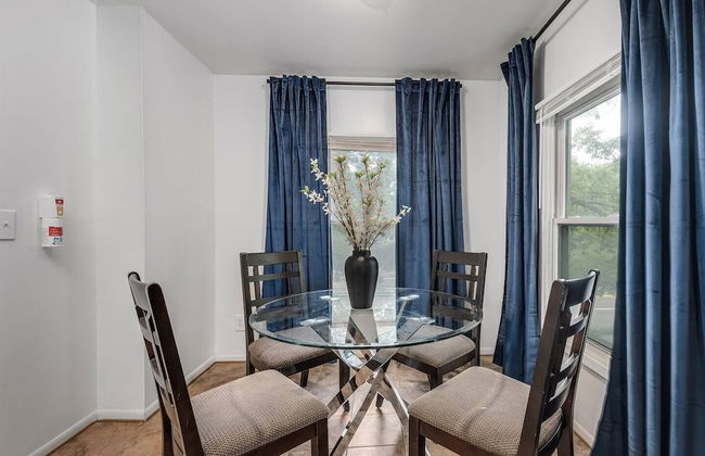 Pet-friendly Furnished Apt Near Emu Free Parking 2 Bedroom Apts - Foto 11