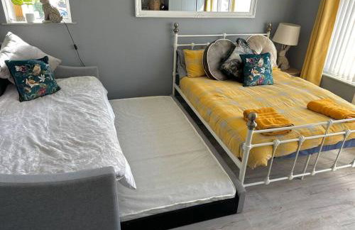 Detached Bungalow Private Hot Tub With Log Burner - Foto 21