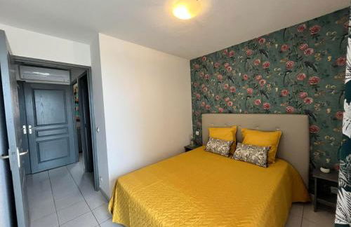 BARCARESA-Villa de Louis piscine vue mer, Lydia et plage - Foto 11