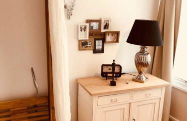 Mond Im Herzen von Monschau - Foto 15