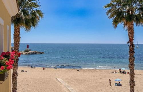 Encantador Apartamento en Primera Línea de Playa - Foto 1