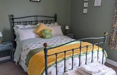 Character Beverley Town House - Photo 1