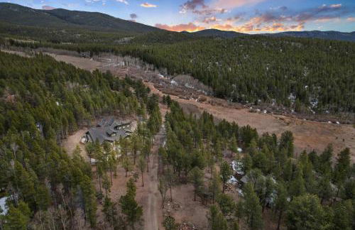 34 Acre Escape Games Hiking Pool Table Bicycles - Foto 64