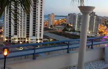 Luxury penthouse,first line - Photo 37