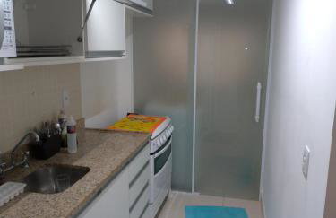 LINDO APTO, FRENTE MAR, VISTA MONTANHA. A 900m DA PRAIA DE ITACURUÇÁ - Foto 5