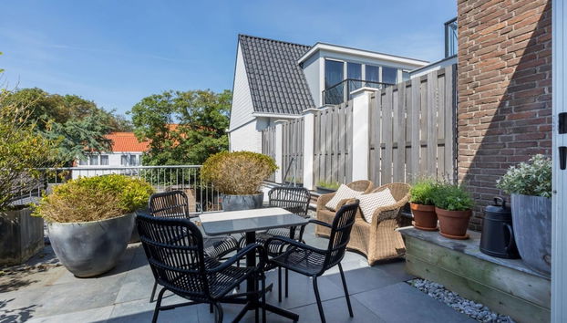 Beautiful Well Equipped Apartment Near the Beach - Foto 4, Restaurante al aire libre