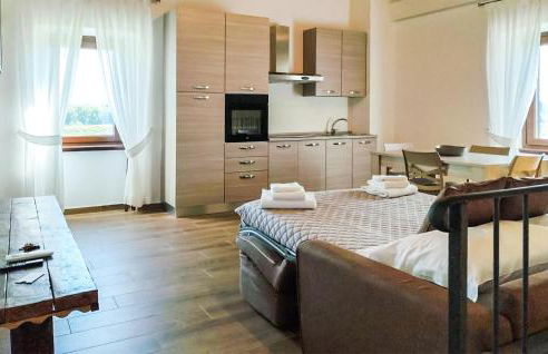 Stunning Apartment In Lubriano With Sauna - Photo 10