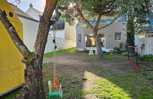 Deux maisons reunis par le jardin et sa cabine de plage, à 8min à pieds des plages et de l'océan - Foto 18