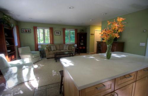 Beautiful Cabin with Hot Tub Surrounded by Trees in Confluence, Pennsylvania - Foto 7