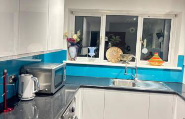 2 Bed-Sleeps 5-Private Garden-Free Parking - Foto 17