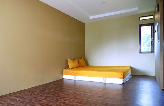 Villa Lisandsa by Ruang Nyaman - Foto 9