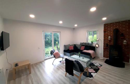 Domek nad stawem - Foto 13