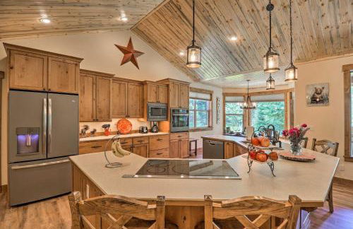 Bigfork Modern Living - Pet and Family Friendly! - Photo 8