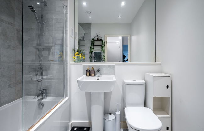 Charming 1-bed Apartment in London - Foto 18