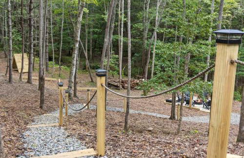 15 min to Town, Creekside, Sauna, Hot Tub, Fire Pit - Foto 33